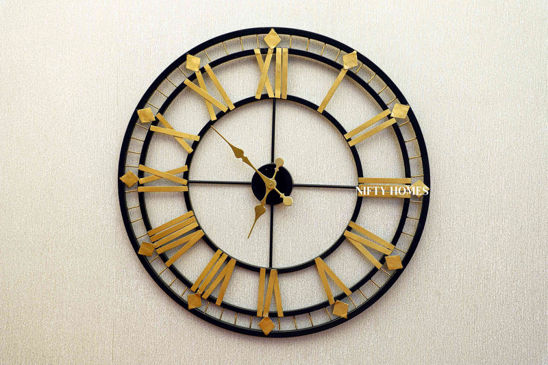 The Classic Roman Wall Clock - NiftyHomes