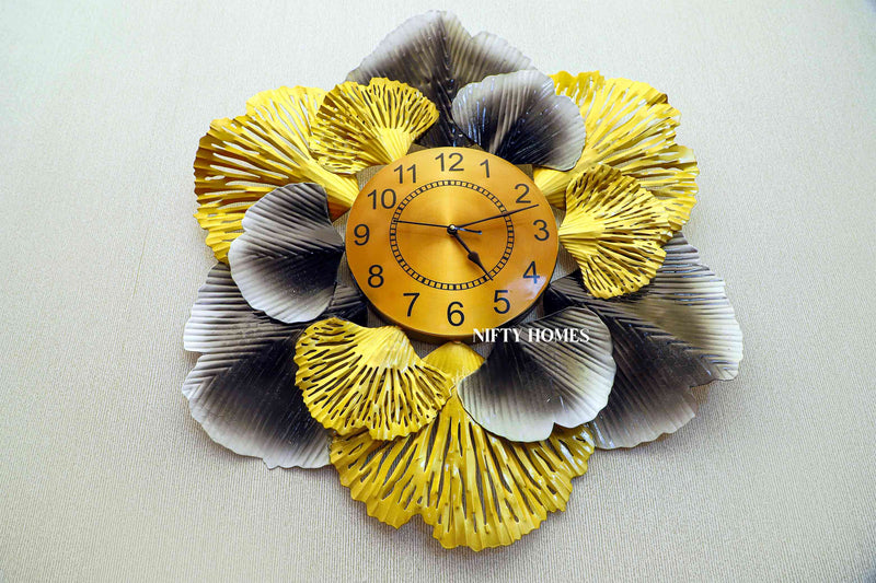 The Flower of Happiness Wall Clock - NiftyHomes